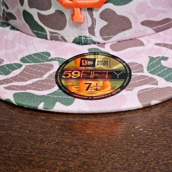 New Era San Francisco Giants Duck Camo 59Fifty Fitted Hat 2010 World Serie 7 1/4 - Picture 5 of 14